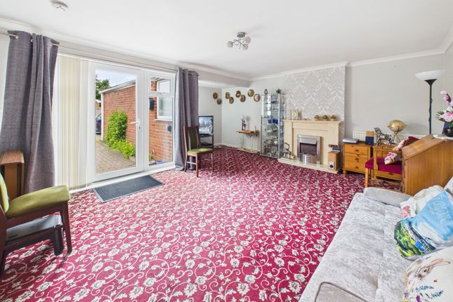 30 Columbia Close, Nottingham photo 2