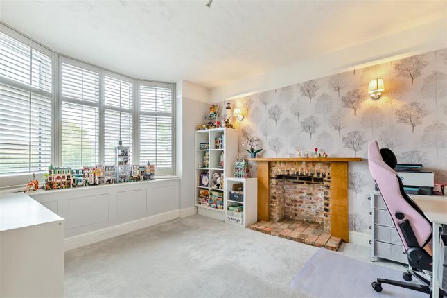 653, Loose Road, Maidstone photo 2