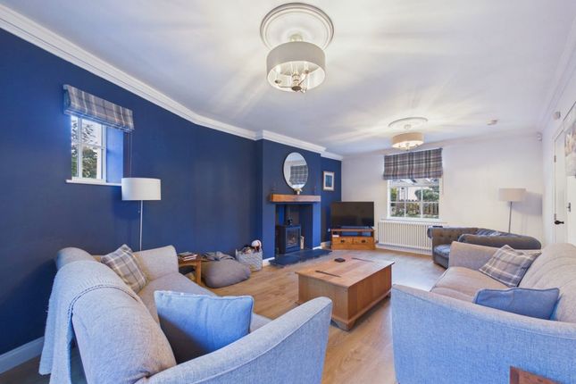 Fern House, 146 High Street, Saltburn-by-the-Sea photo 2