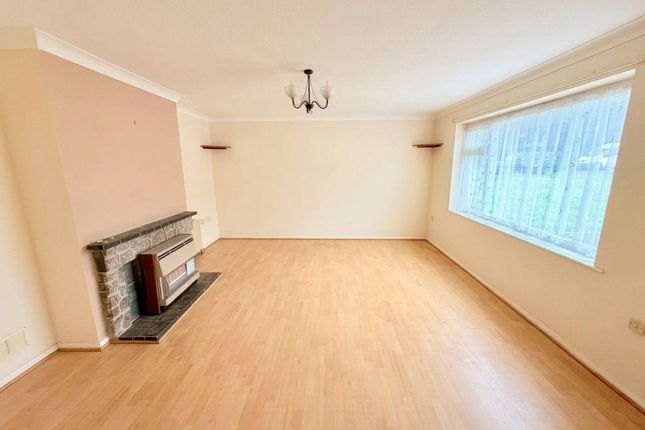 29 Rosemellin, Camborne photo 4