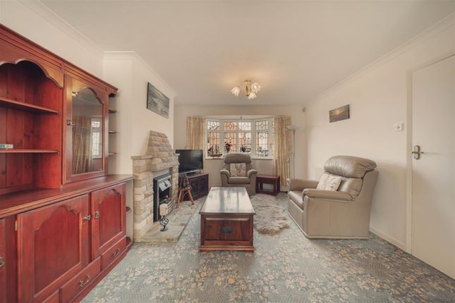 32, Cedarcroft Road, Ipswich photo 4