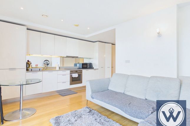 Vantage Building,Flat 623, Station Approach, Hayes photo 4