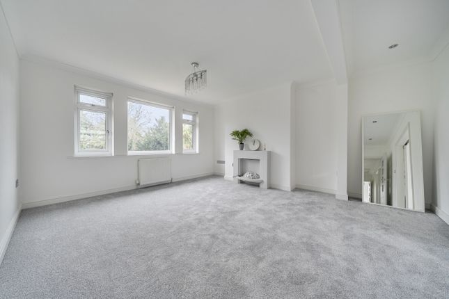 2, Glyn Drive, Sidcup photo 2