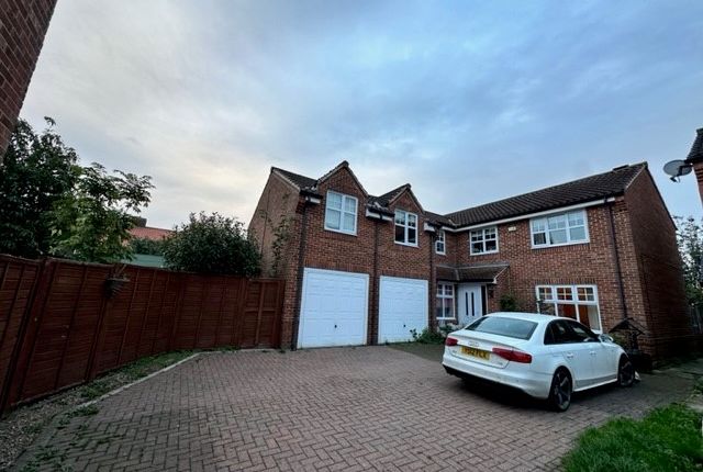 Thumbnail Detached house for sale in Frankfield, Snaith, Goole