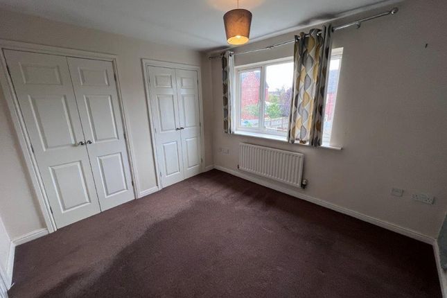 3, Merry Hurst Place, Hinckley photo 5