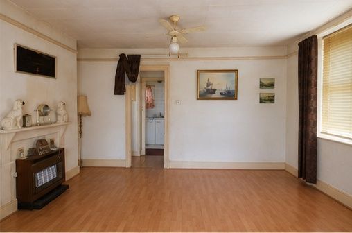 5 Hatfield Road, Torquay photo 4