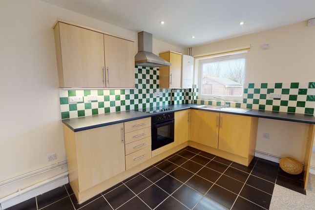 3, Stanwick Drive, Cheltenham photo 3