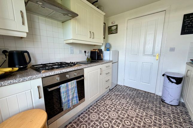 261, Kenton Lane, Tyne and Wear photo 3