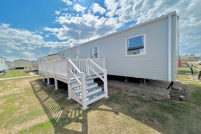 St Osyth Beach And Martello Beach, Clacton-on-Sea photo 3