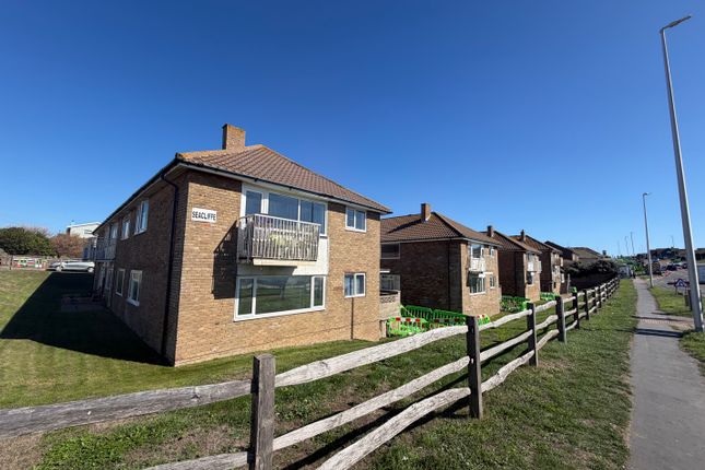 2-bed flat on 10, Peacehaven, £1,450/mo