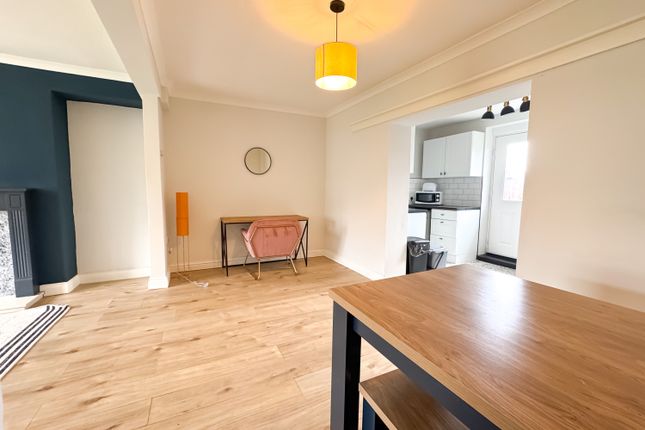 13, Britannia Place, Redcar photo 4