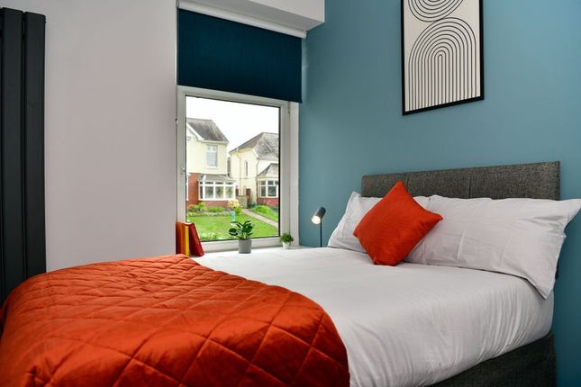 2 Bedroom Terraced in SA11 2SR
