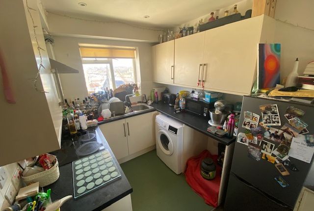 Flat to rent in Queens Road, Clifton, Bristol