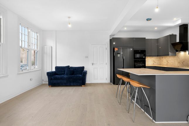 31, Priory Road, London photo 4