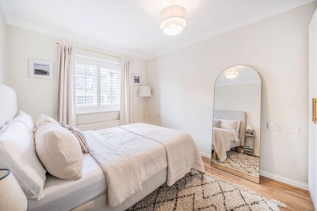 23, Felstead Street, London photo 3