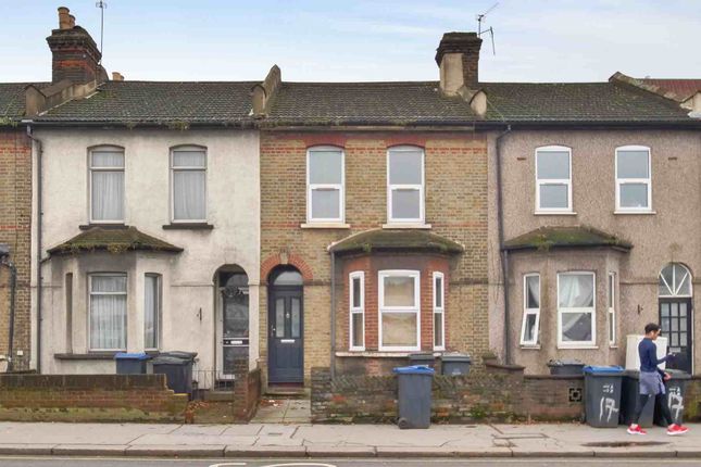 Terraced house to rent in Mitcham Road, Croydon