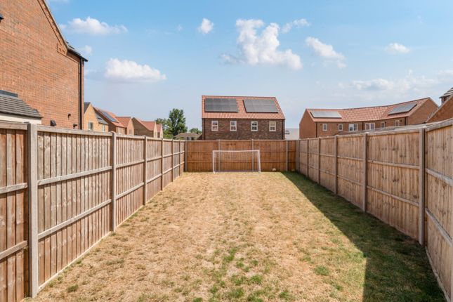 29, Legion Way, Sleaford photo 4