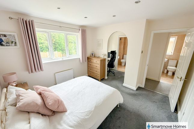 21, Peacock Way, Alfreton photo 3