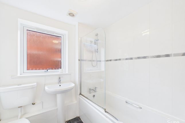 30 Chardlace Walk, Nottingham photo 2
