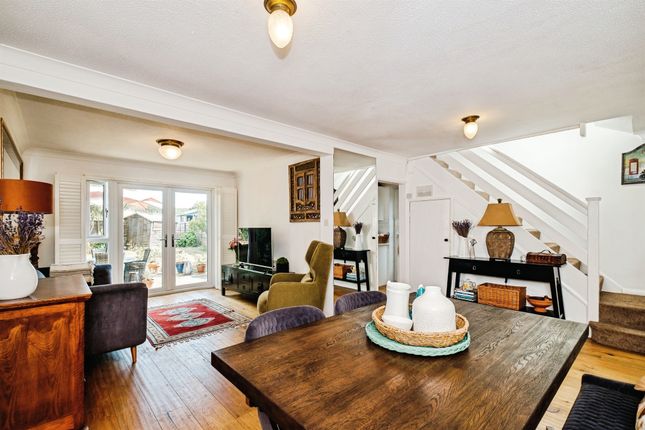 14, Freshbrook Road, Lancing photo 2