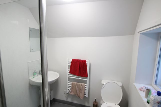 Room 1, 31b, Long Row, Nottingham photo 4