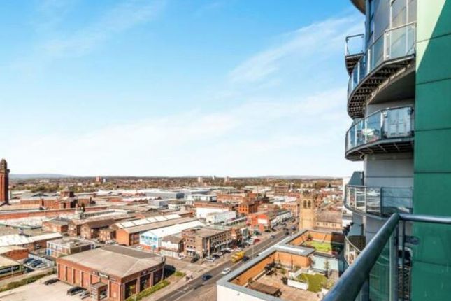 Flat for sale in Fernie Street, Manchester