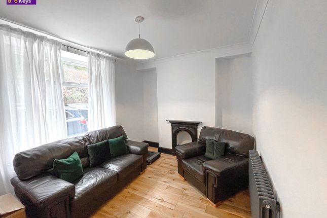 20 Tynewydd Terrace, Newport photo 4