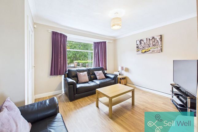 146, Overdale, Manchester photo 3