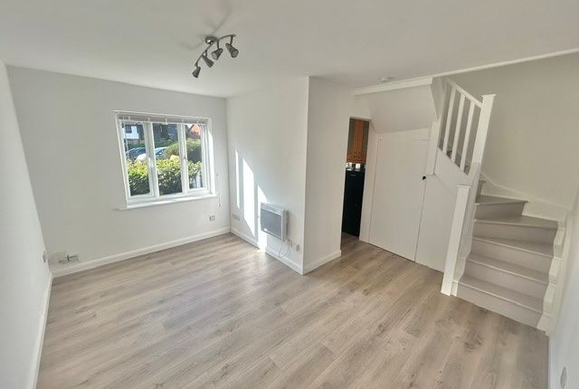 1 bed property for rent in Copperfields, Basildon SS15