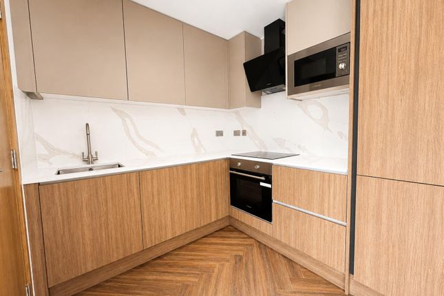 3 Lotus Mews, 152 Fleet Road, Fleet photo 3