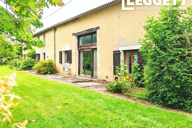 Thumbnail Villa for sale in Champigny En Rochereau, Vienne, Nouvelle-Aquitaine