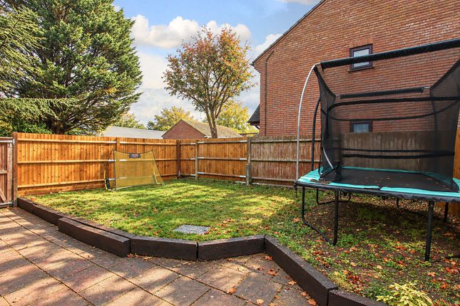 Bulbourne Court, Tring photo 4