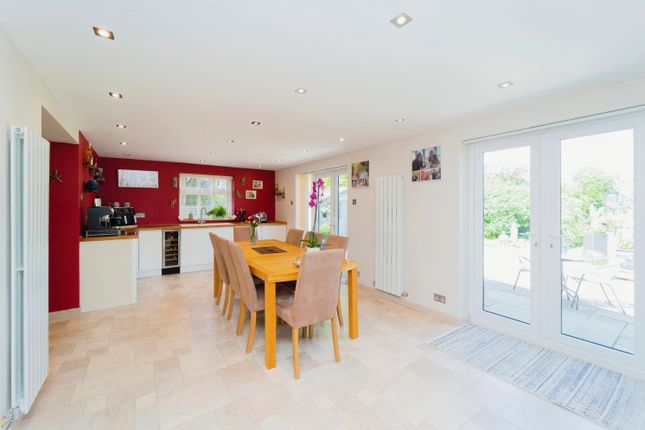 3, Bennett Close, Cheshire photo 2