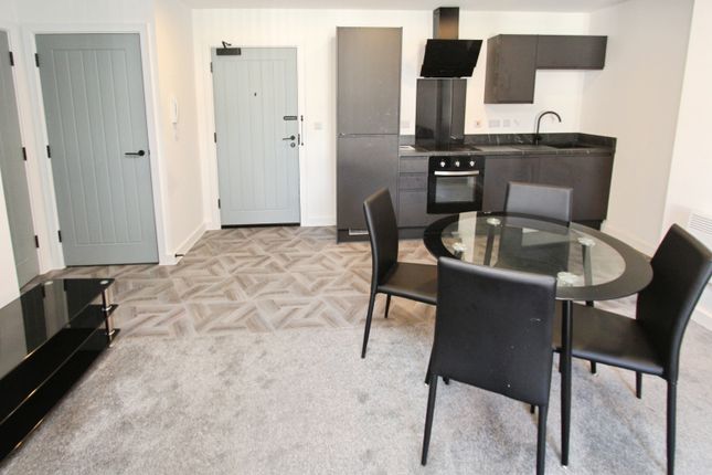Flat 25, Carnation Place, Tulip Street, Beeston photo 5