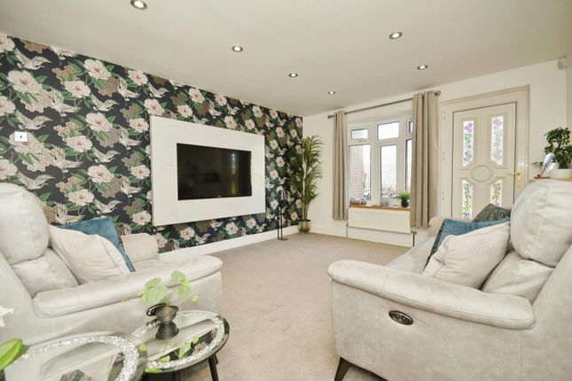 Town house for sale in Springfield Close, Eckington, Sheffield