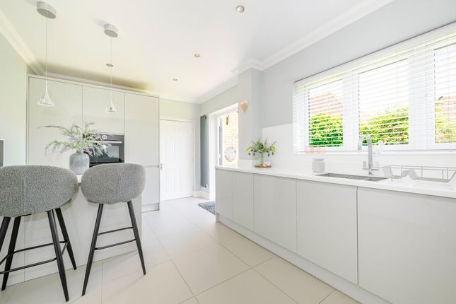 2, Madisson Court, Uckfield photo 4
