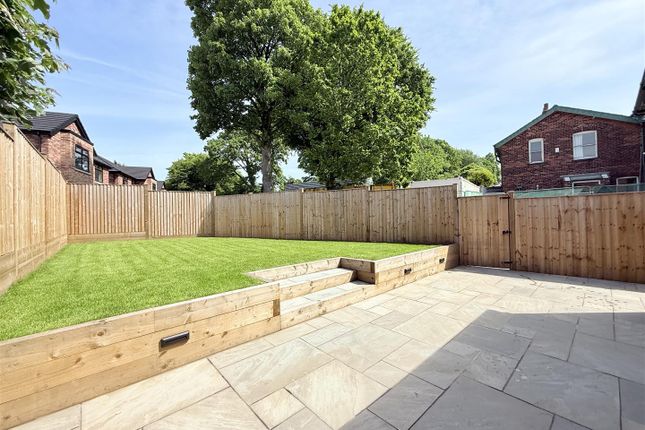 80, Currier Lane, Ashton-Under-Lyne photo 4