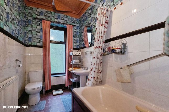 80, Mill Brow, Oldham photo 4