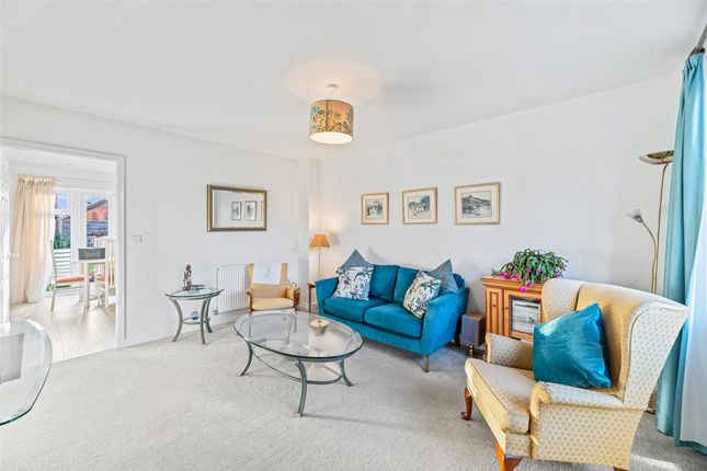 10 Galebrook Way, Warrington photo 4