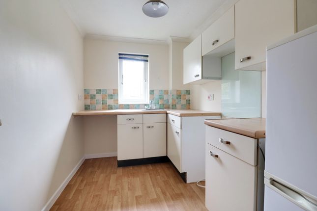 Flat for sale in Geralds Road, High Wycombe