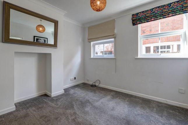 13b, Salisbury Street, Blandford Forum photo 4