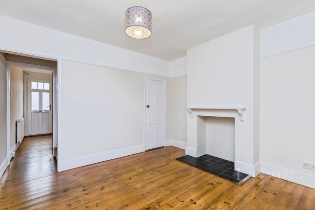 6, Gladstone Road, Horsham photo 4