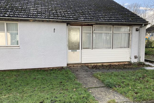 Thumbnail Bungalow to rent in Cheshire Drive, Bicester, Oxfordshire