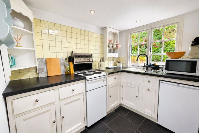 Little Thatch,, Parsons Street, Minehead photo 4