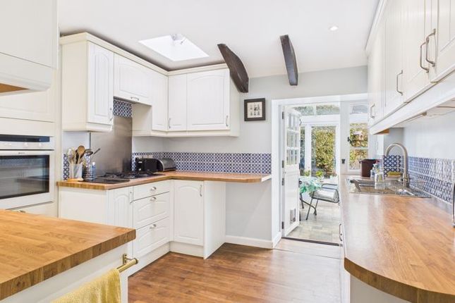 1 Chapel Cottage, St. Elizabeth's Way, South Petherton photo 2