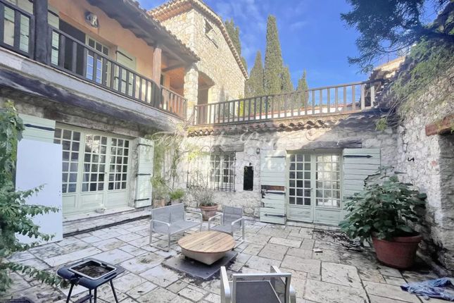 Villa for sale in Antibes, Salis, 06160, France