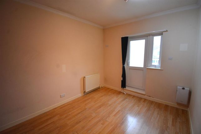 Terraced house for sale in Tiverton Road, Hounslow