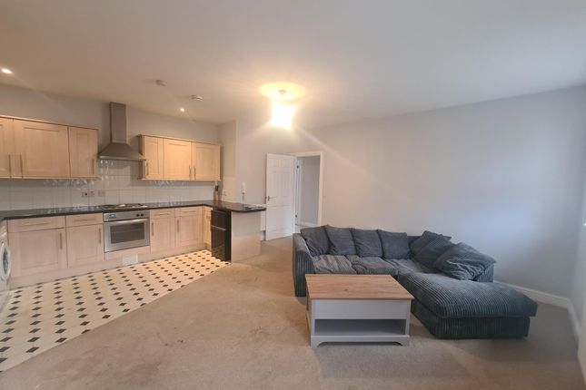 11, Parkland Close, Coventry photo 2