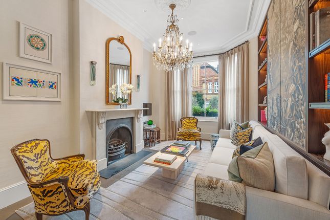 Thumbnail Terraced house for sale in Glebe Place, London