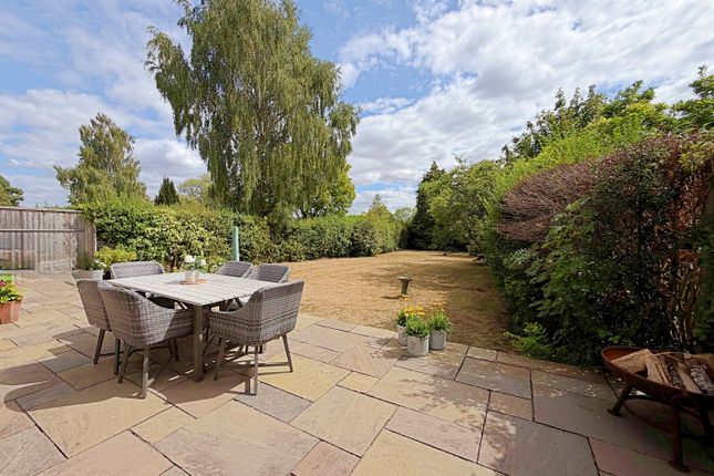 18, Glasshouse Lane, Kenilworth photo 3